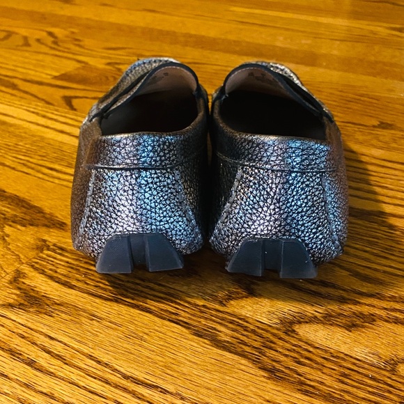 Naturalizer Silver Driving Loafers - Picture 5 of 8